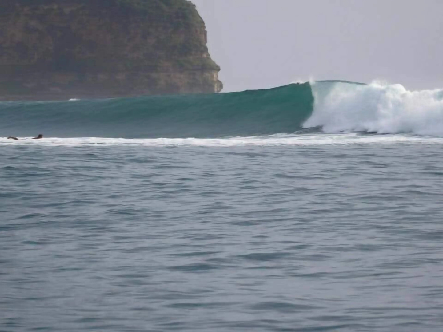 Ekas Surf Resort