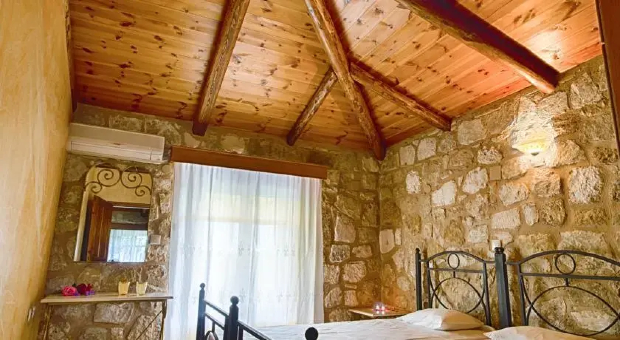 Artemis Luxury Villa