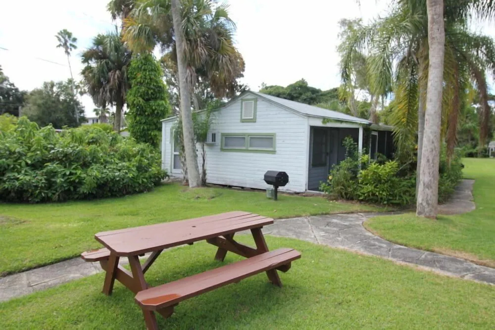 Indian River Lagoon Waterfront Cottages