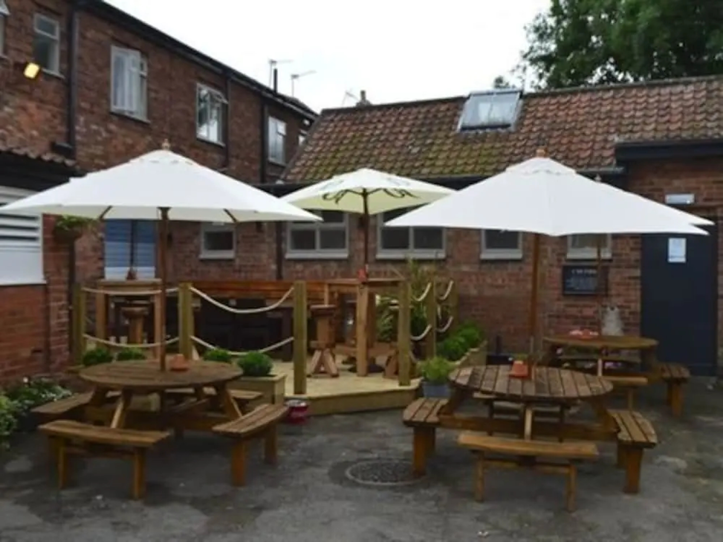 Woolpack Hotel