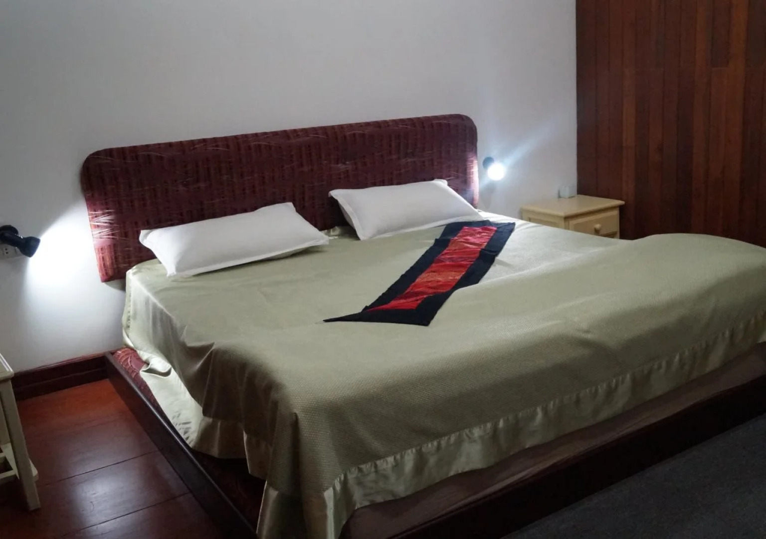 The Kong Lo View Hotel and Resort