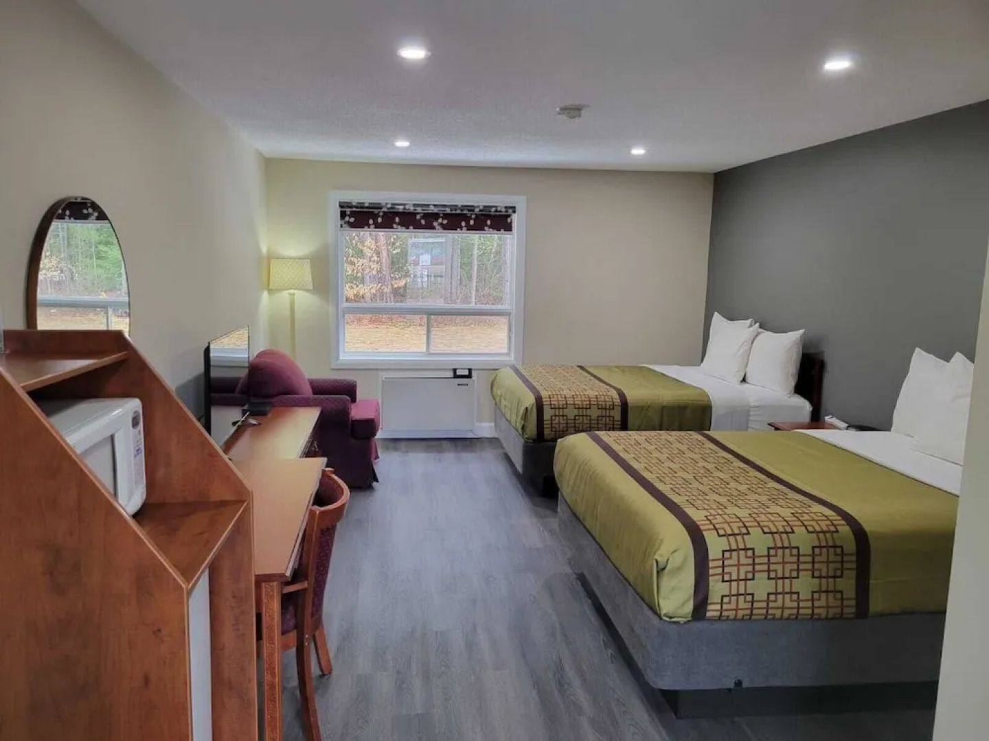 Pine Motel