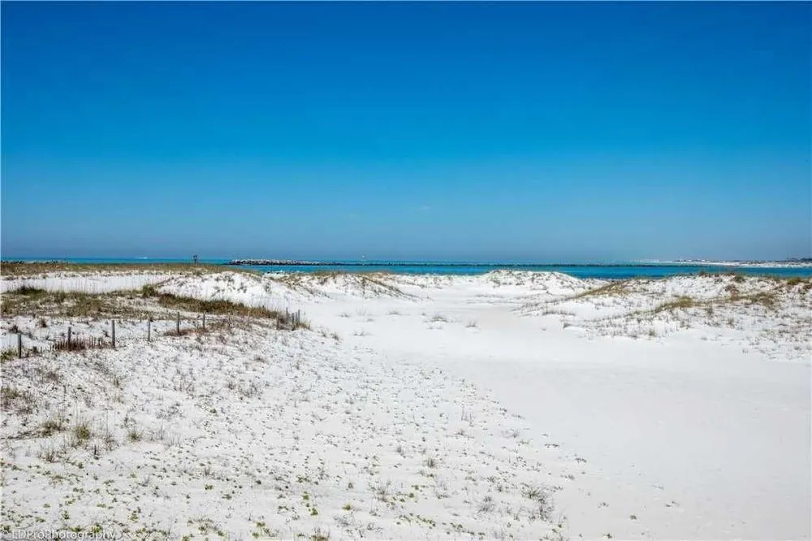 Seabreeze 5 Bedroom Home by RedAwning