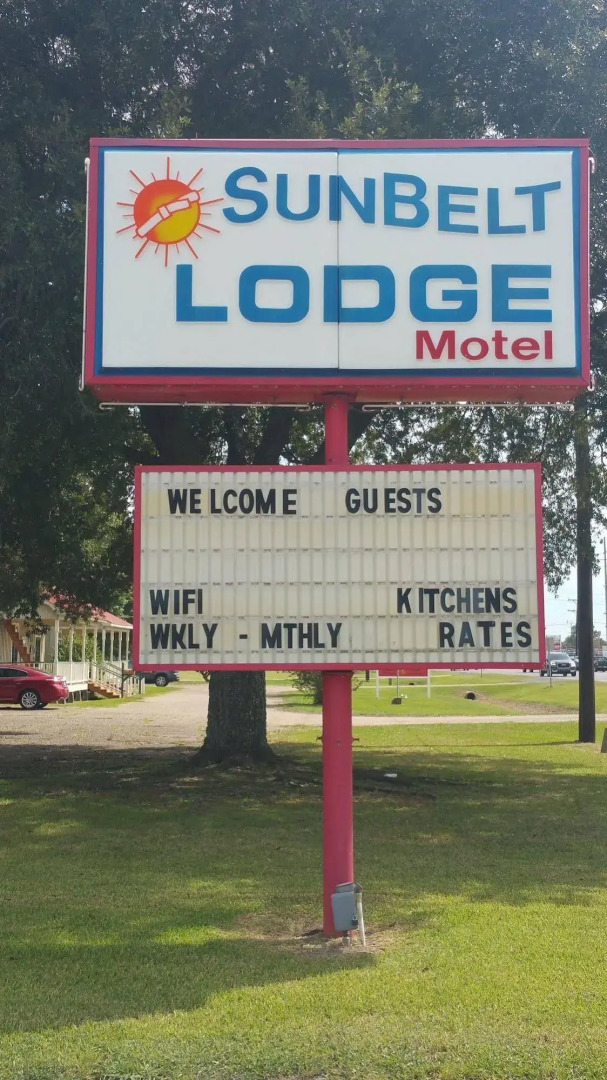 Sunbelt Lodge Motel