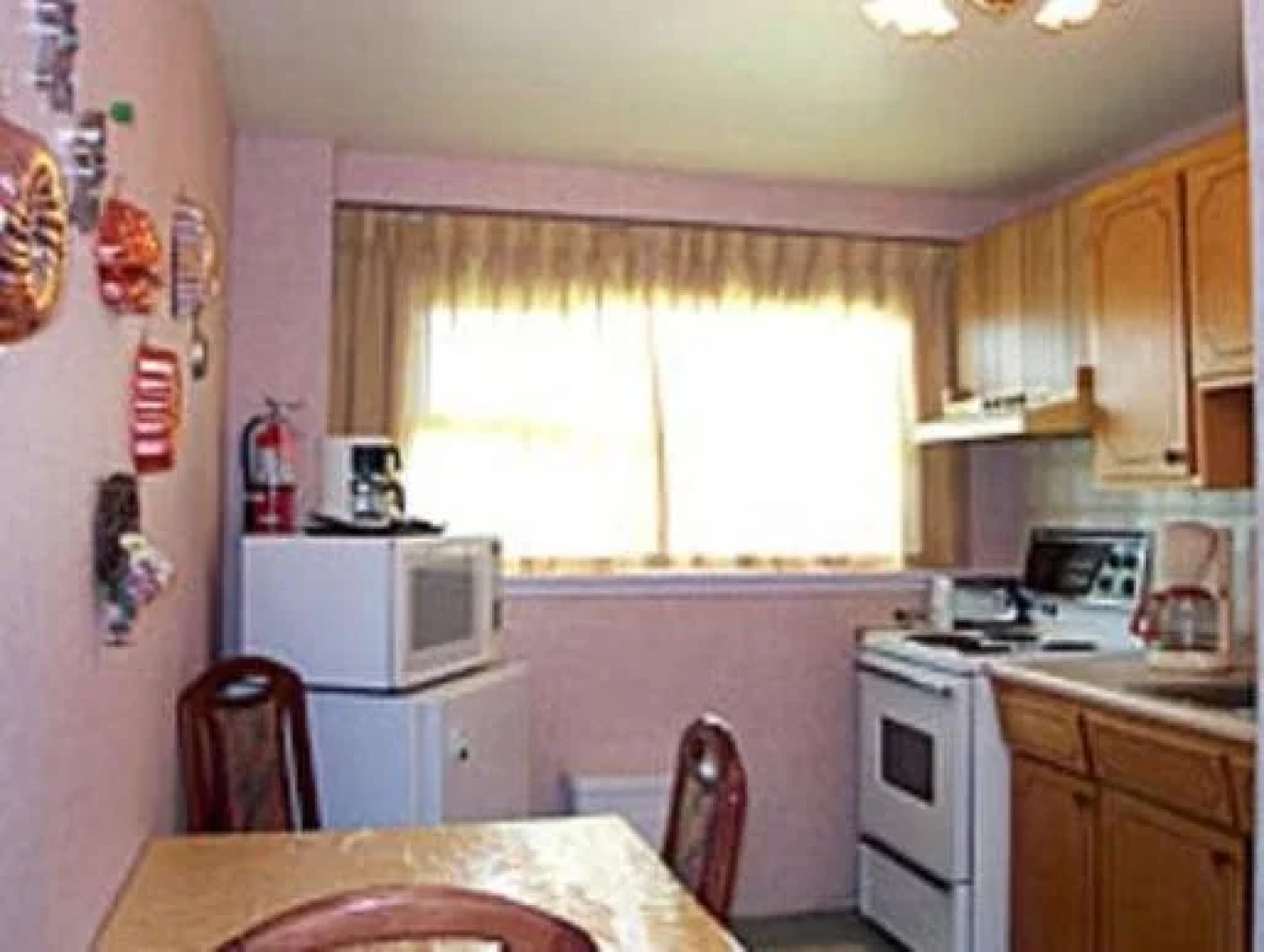 Arrowhead Inn by Baaman's