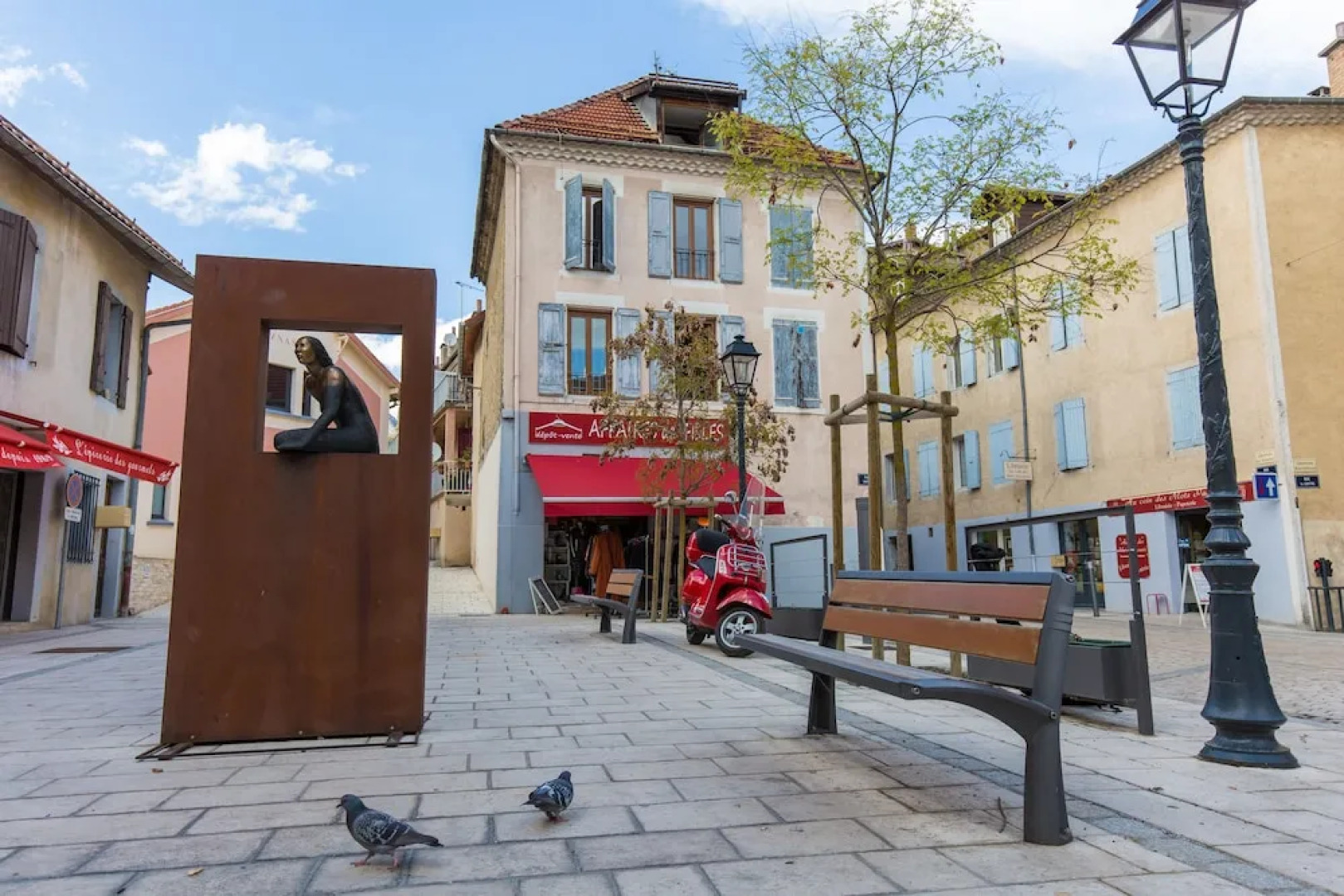 T2 centre ville clim et parking