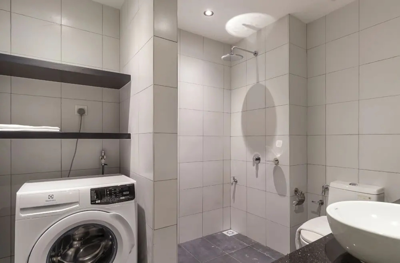 Chambers Residence, Sunway Putra Mall