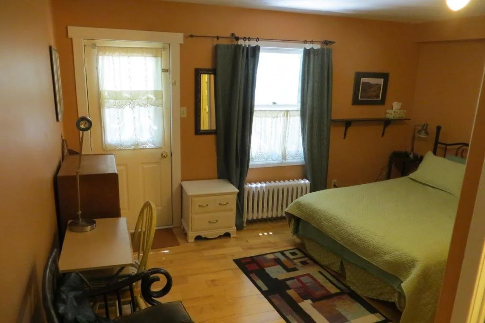 Pleasant Street Suites