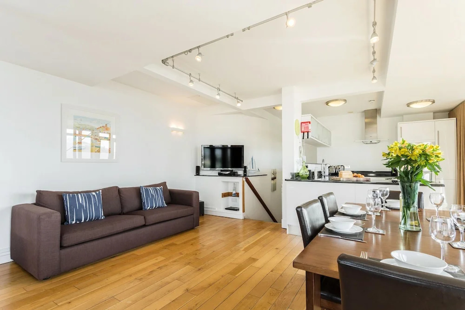 Riviera Apartments