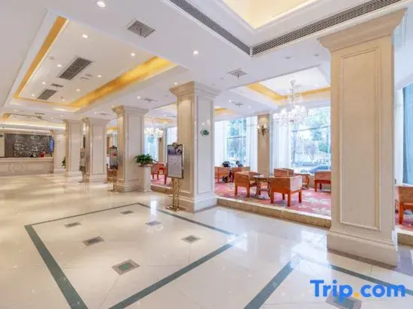 Vienna Classic Hotel (Anlu Jiefang Avenue)