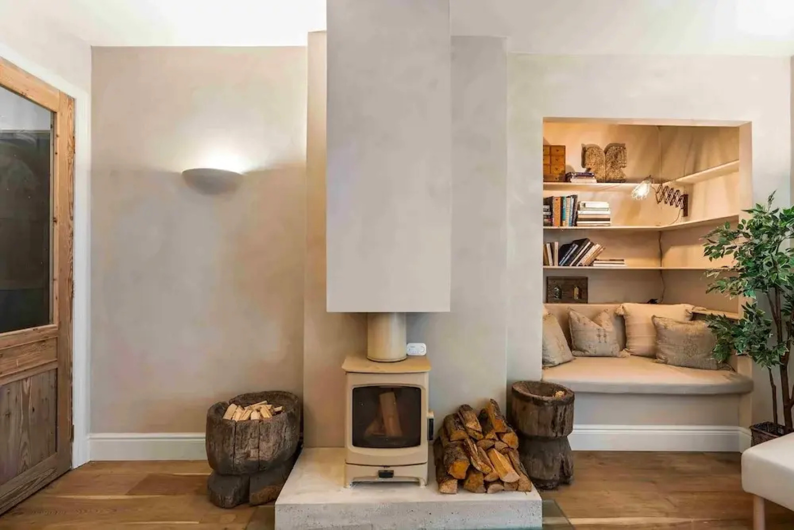 Sanctuary House With Parking By My Getaways