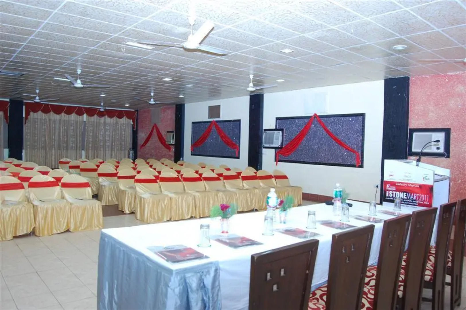 Oriental Palace Resort