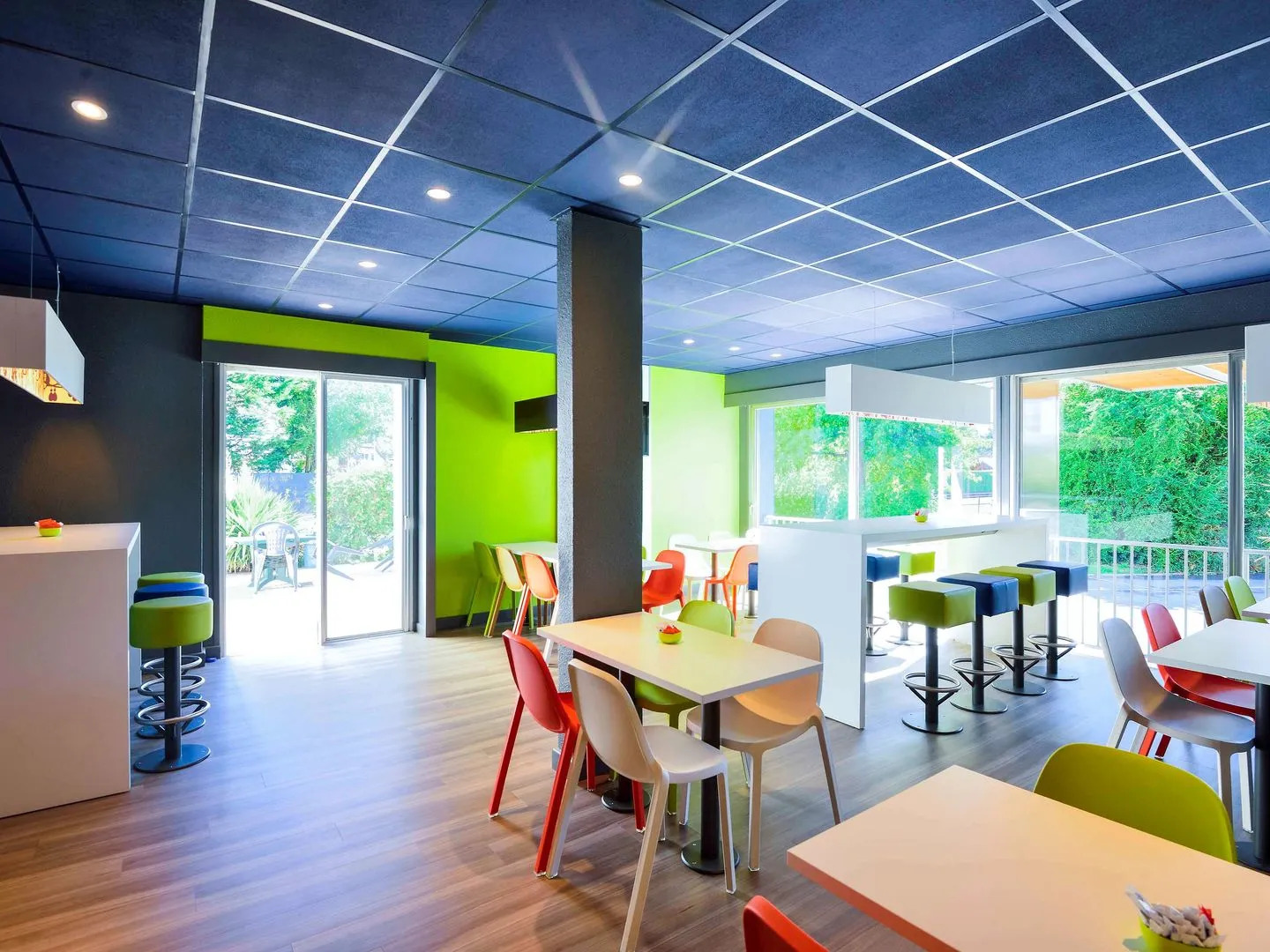 ibis budget Pau Lescar