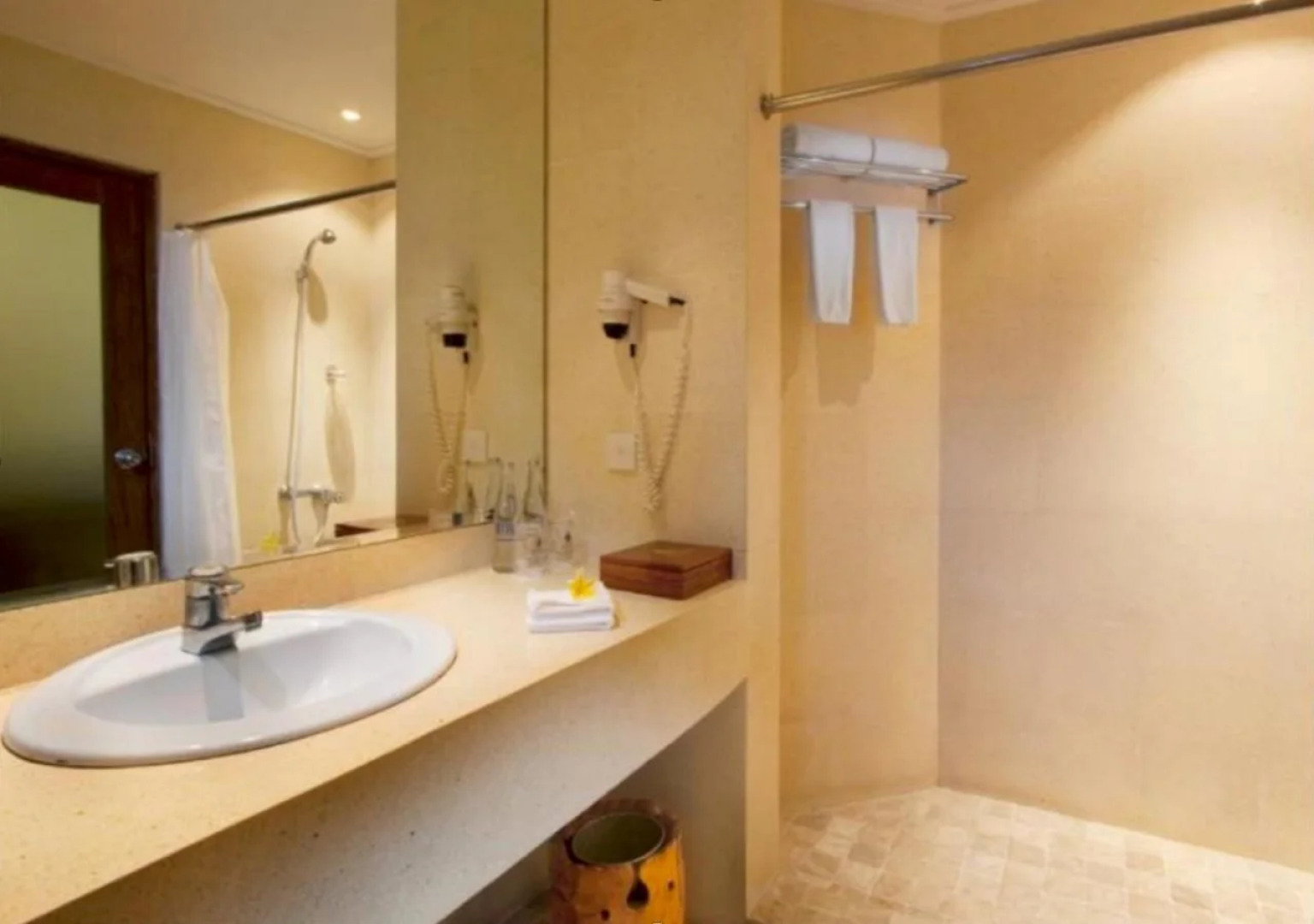 Keraton Jimbaran Beach Resort