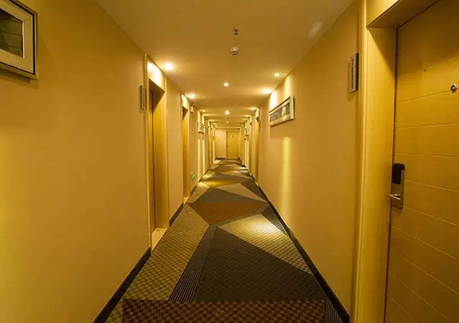 City Comfort Inn Huanggang Luotian Qiaonan