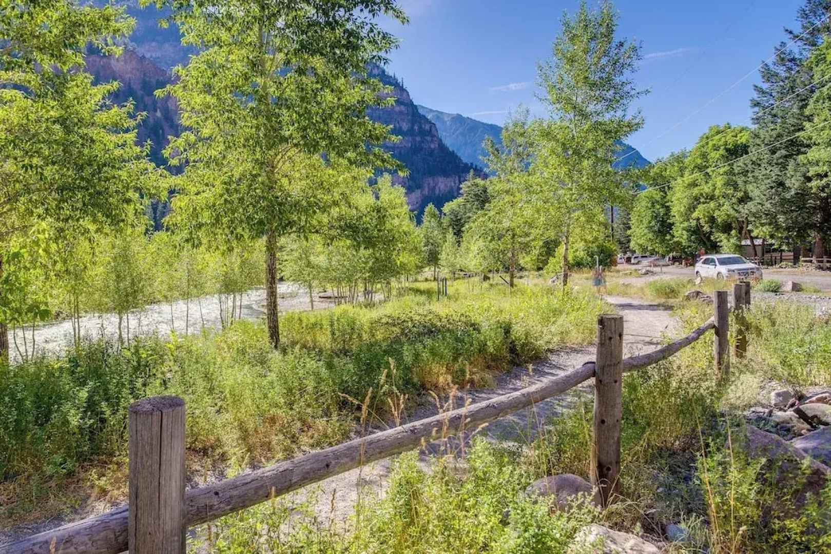 Riverfront Ouray Vacation Home ~ 1 Mi to Downtown!