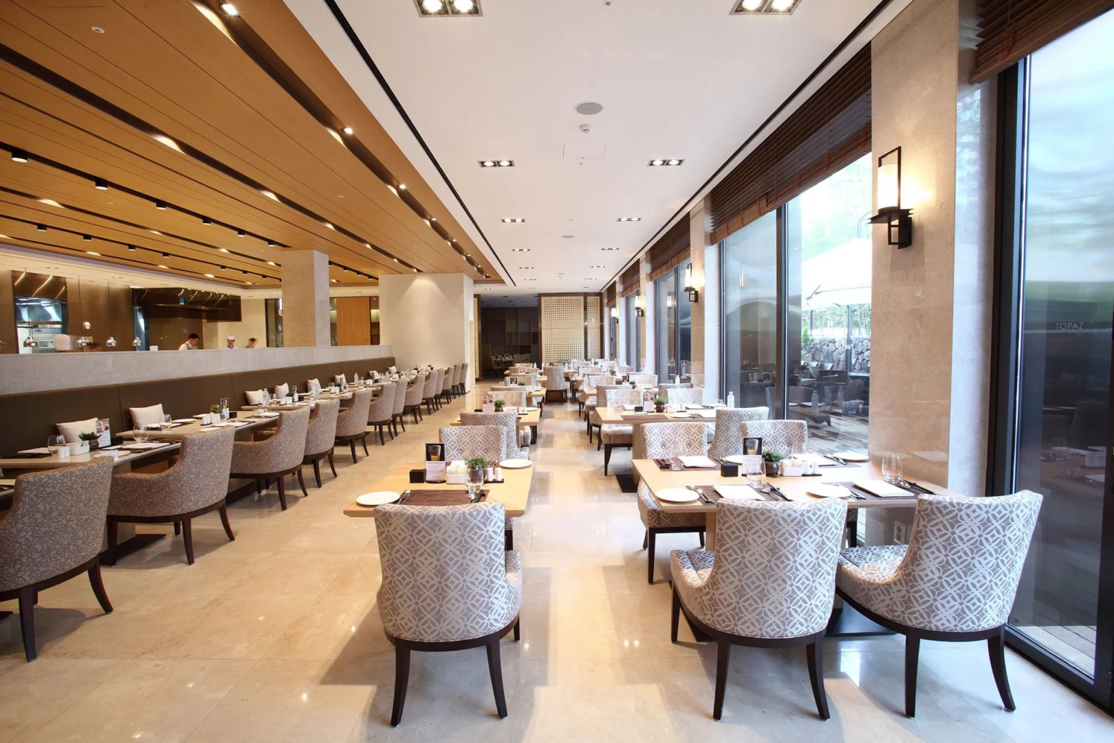 Hotel Hyundai by Lahan Ulsan