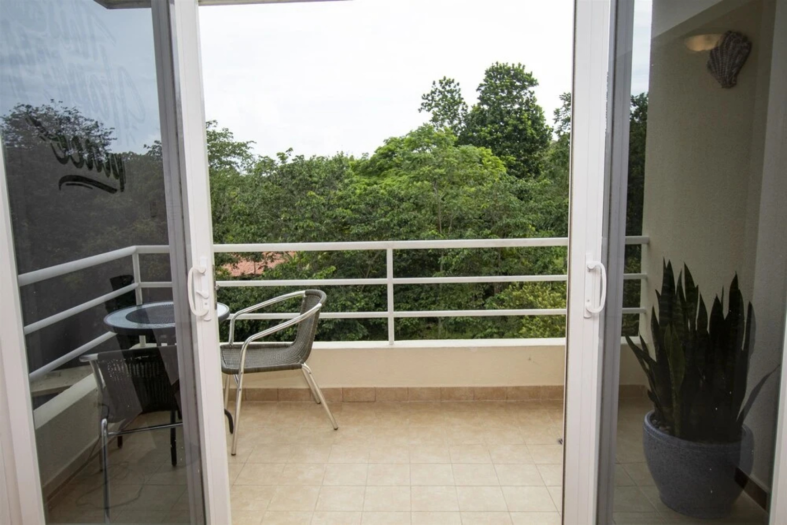 Costa Linda Condominiums