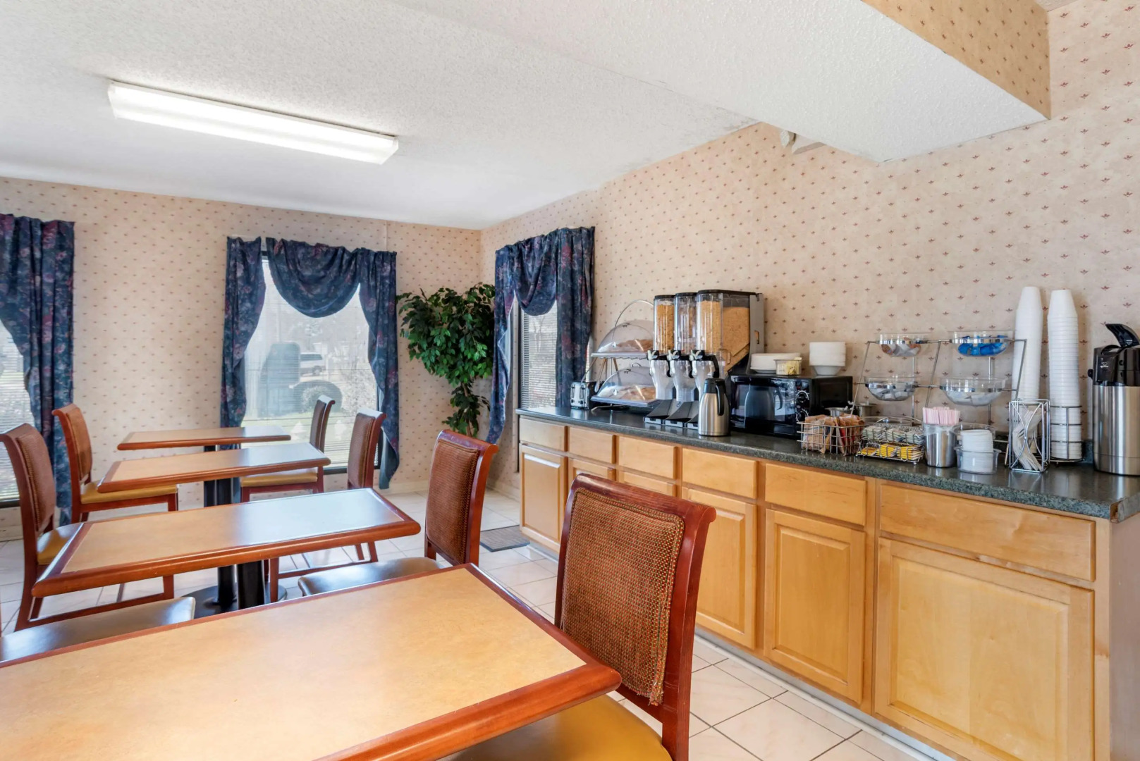 Econo Lodge Pearl - Jackson