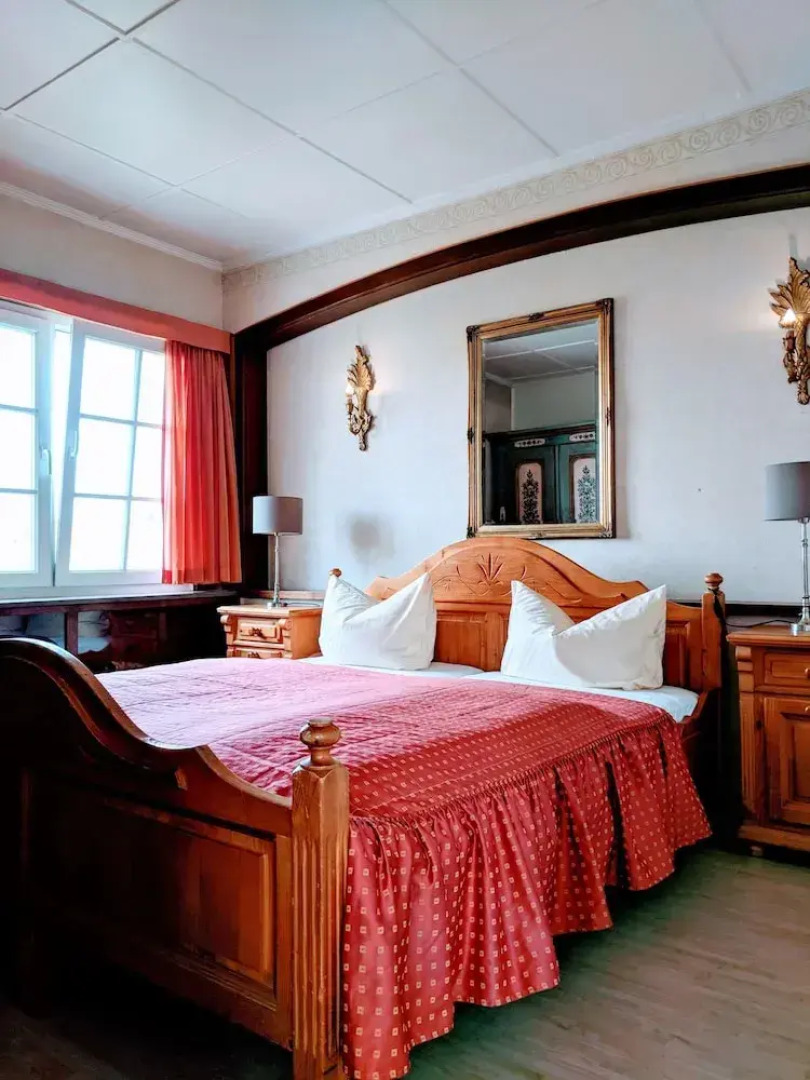 Apartmenthaus am Rhein