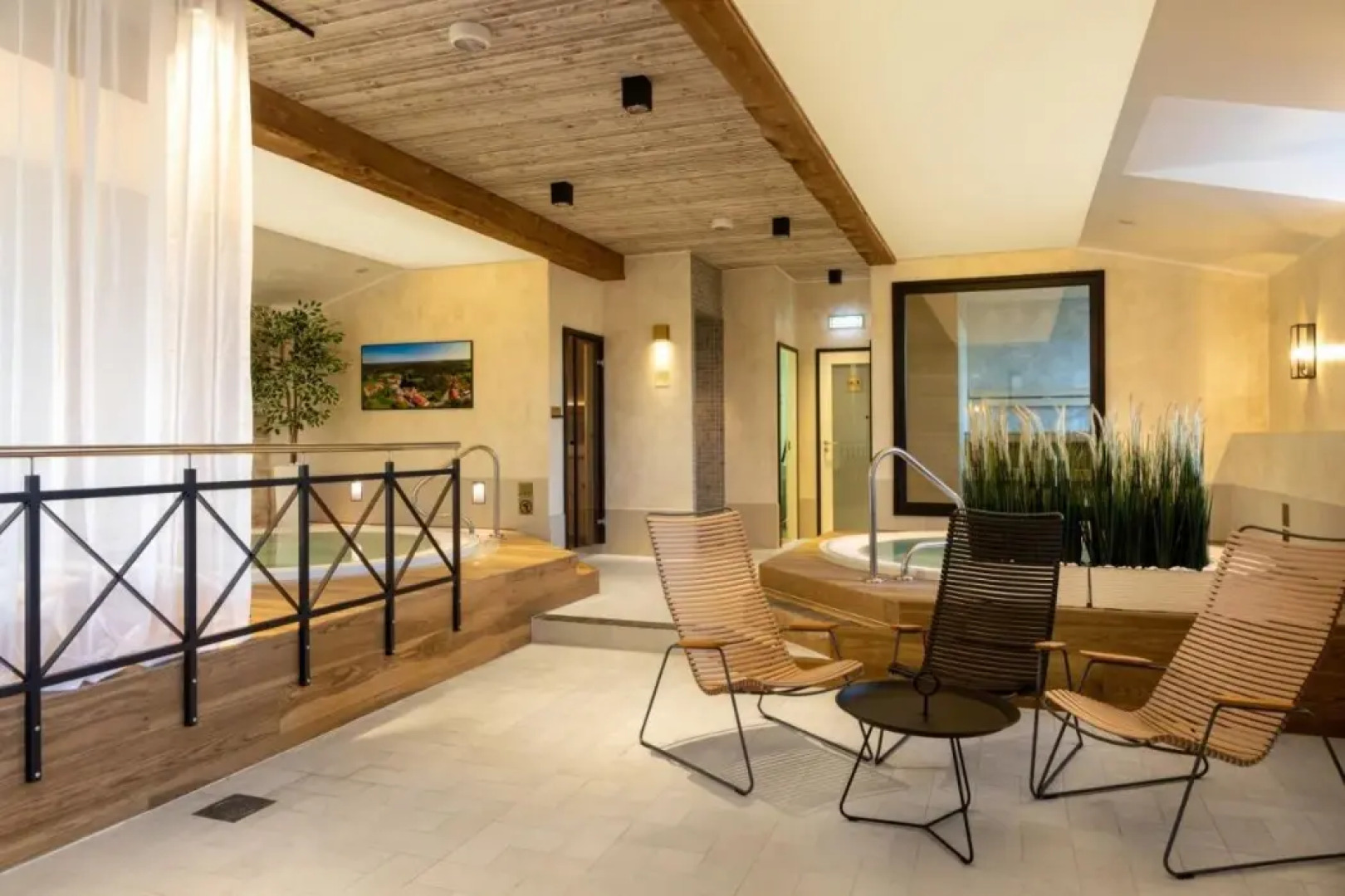 Загородный клуб и spa-центр усадьбы Вихула