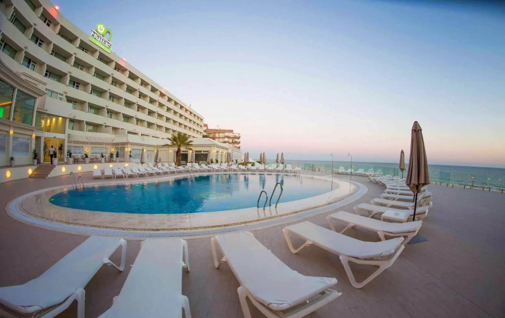 On Hotels Oceanfront - Adults Only
