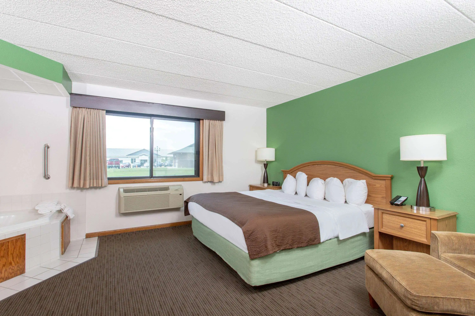 AmericInn by Wyndham Eau Claire