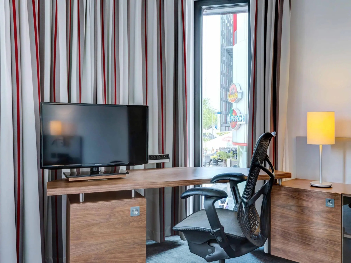 Hilton Garden Inn Stuttgart Neckar Park