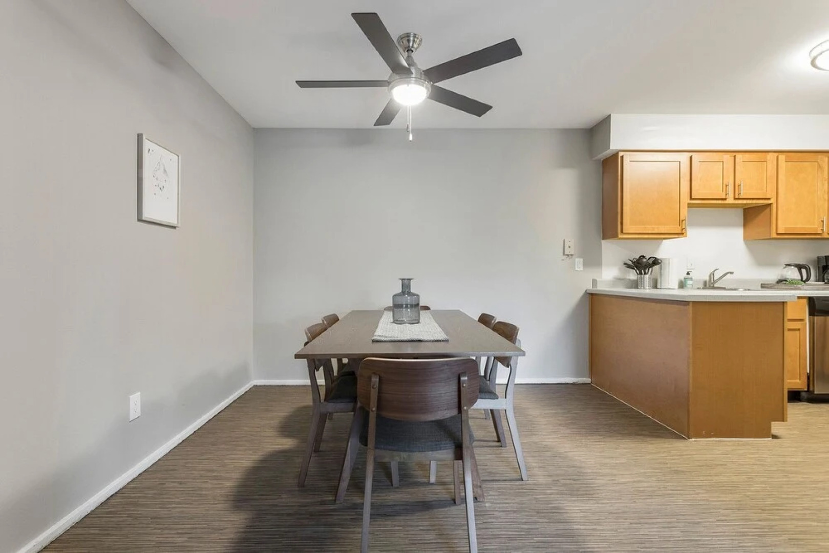 Relaxing St. Louis Getaway + Resort Amenities