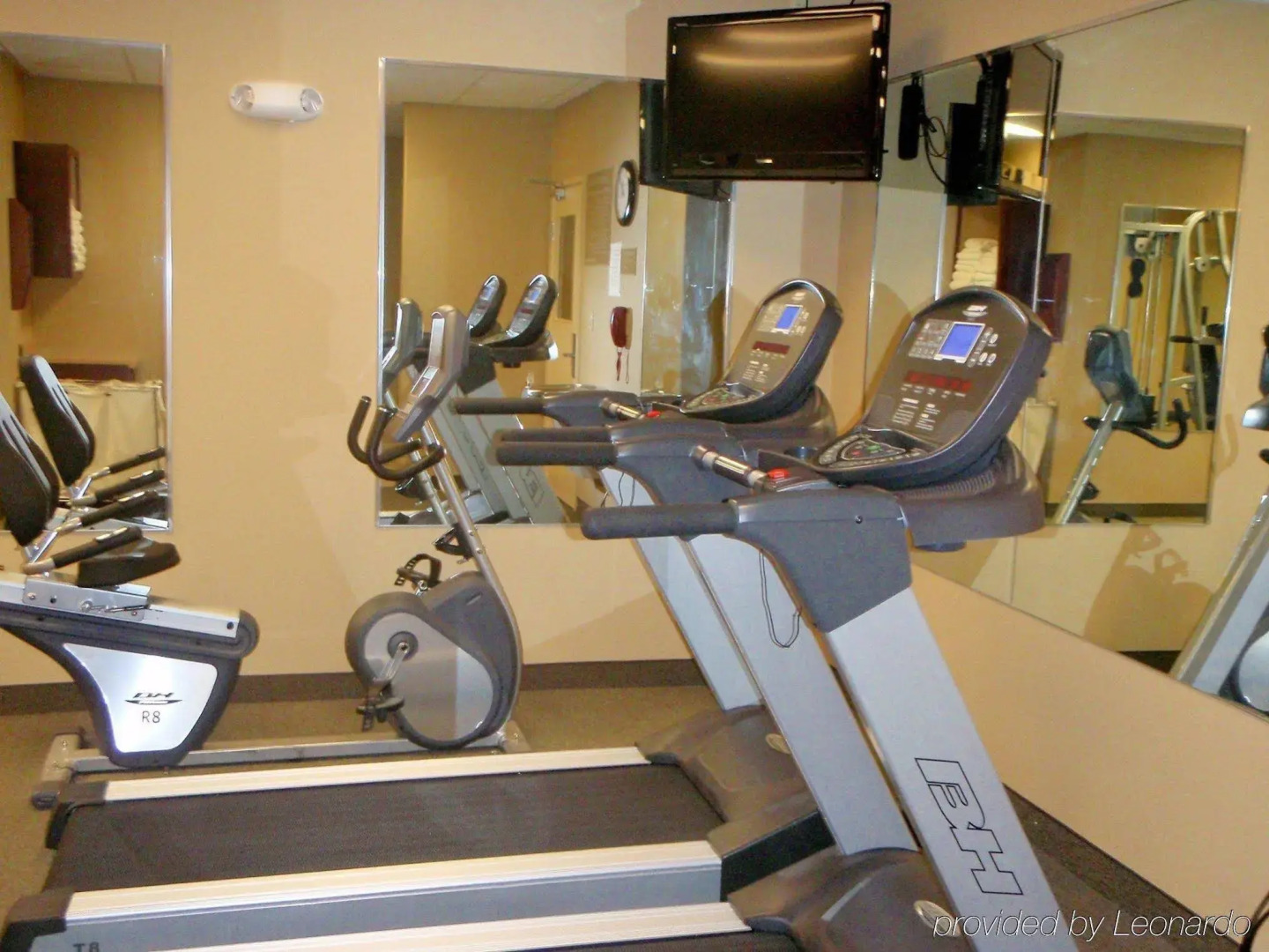 Candlewood Suites Airport by IHG