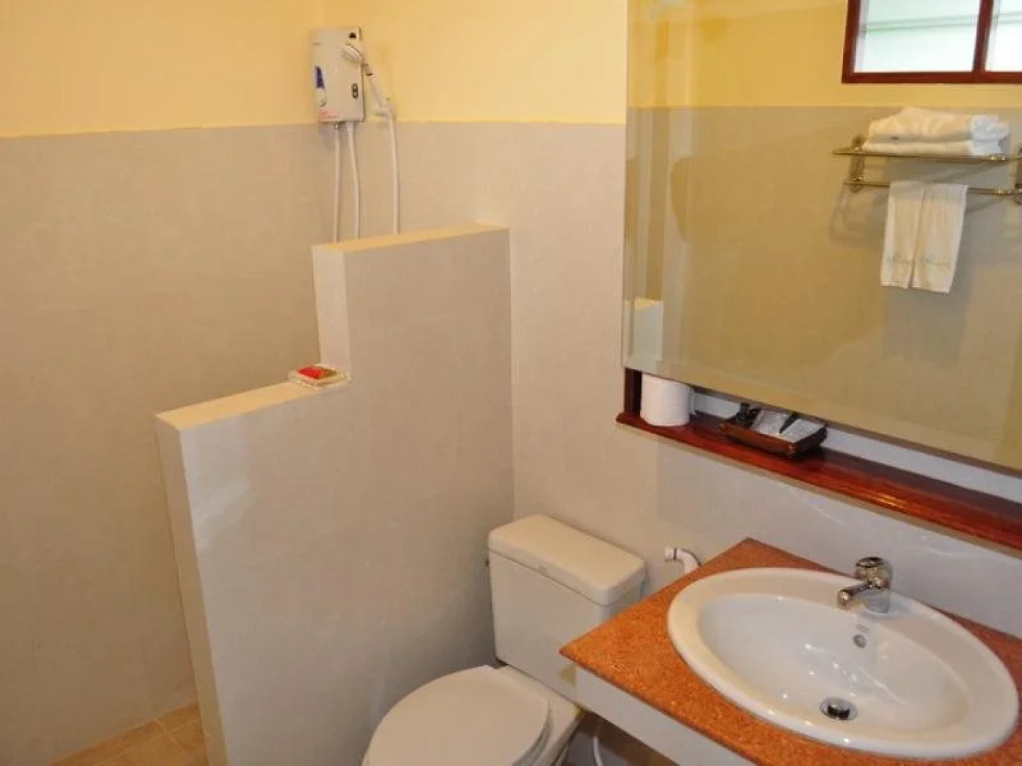 Phutarin Resotel Resort