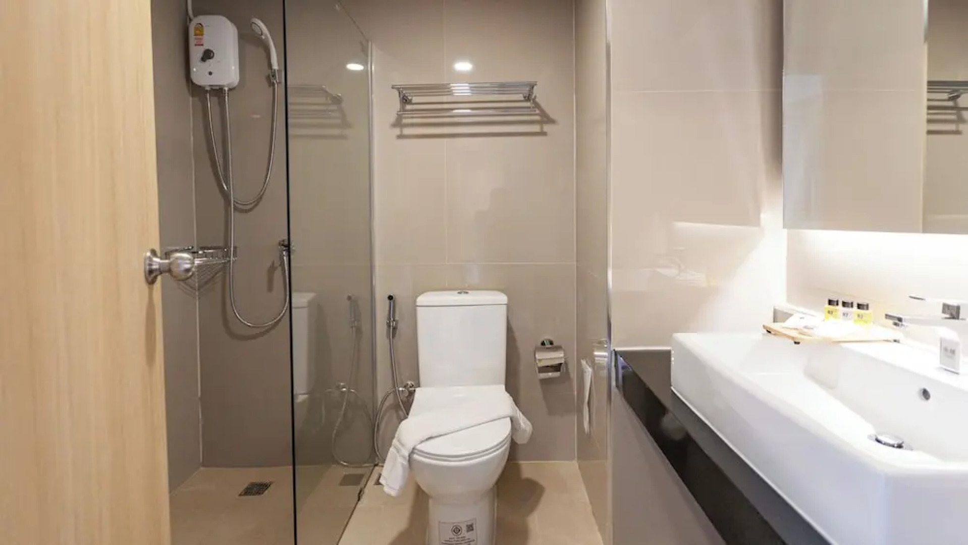 B2 Surat Thani Boutique & Budget Hotel