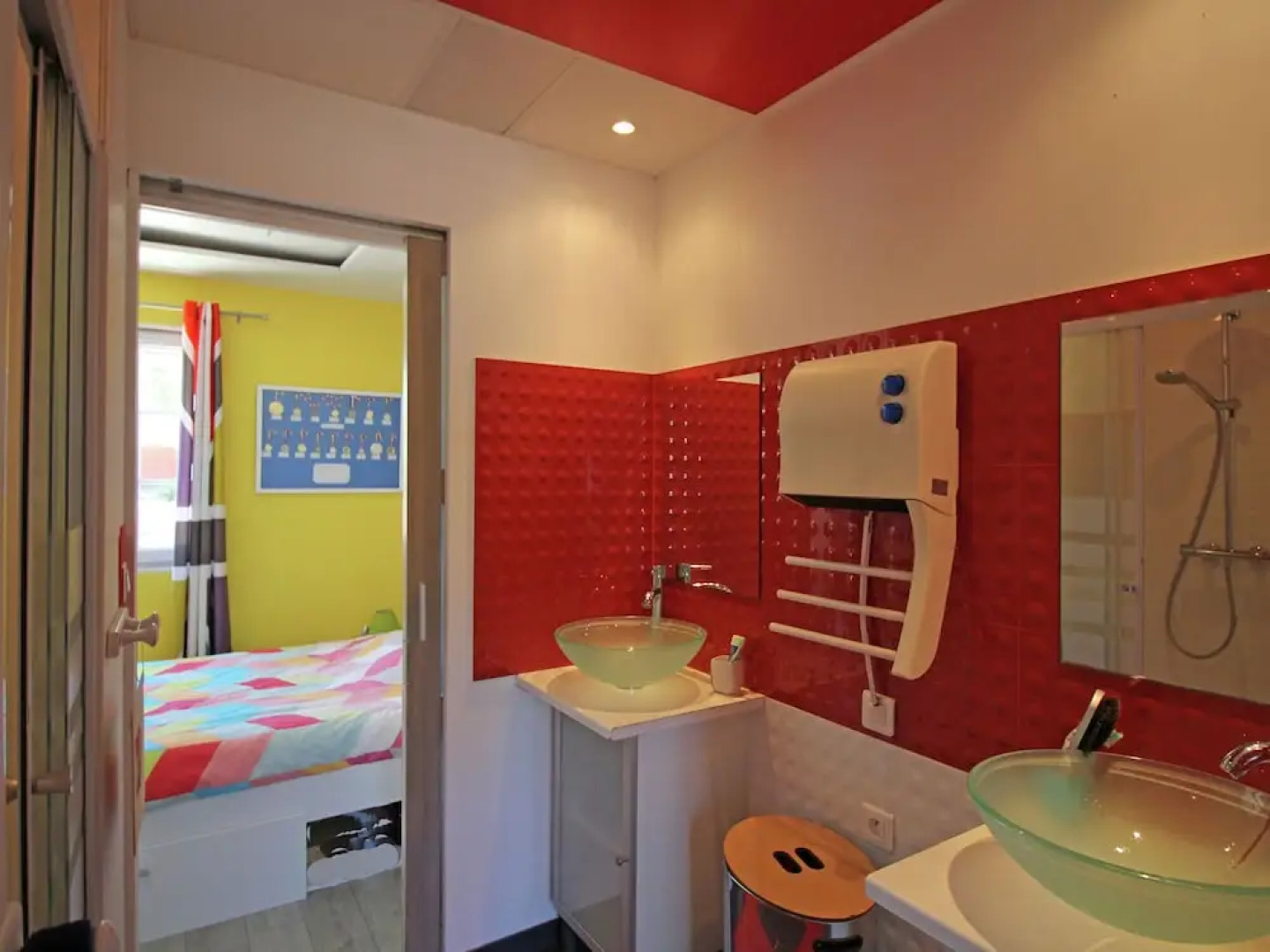 Villa With Heated Private Pool and Jacuzzi, 15 min From the Sea!