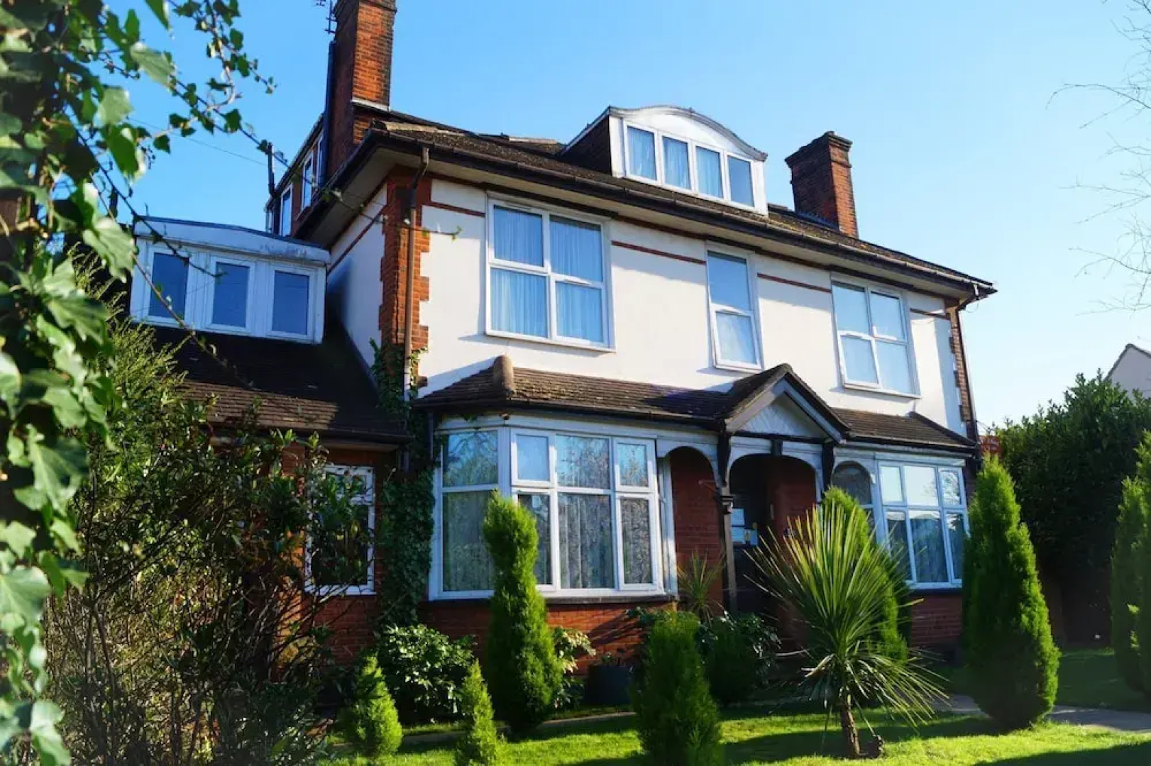Ricky Road Guest House - Budget