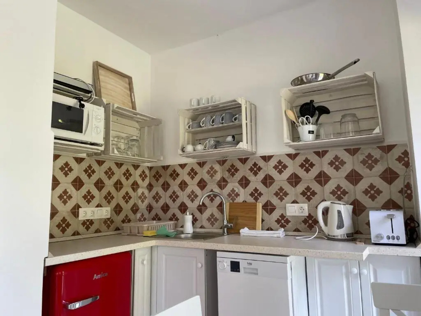 Lombliget Velence Vendégház