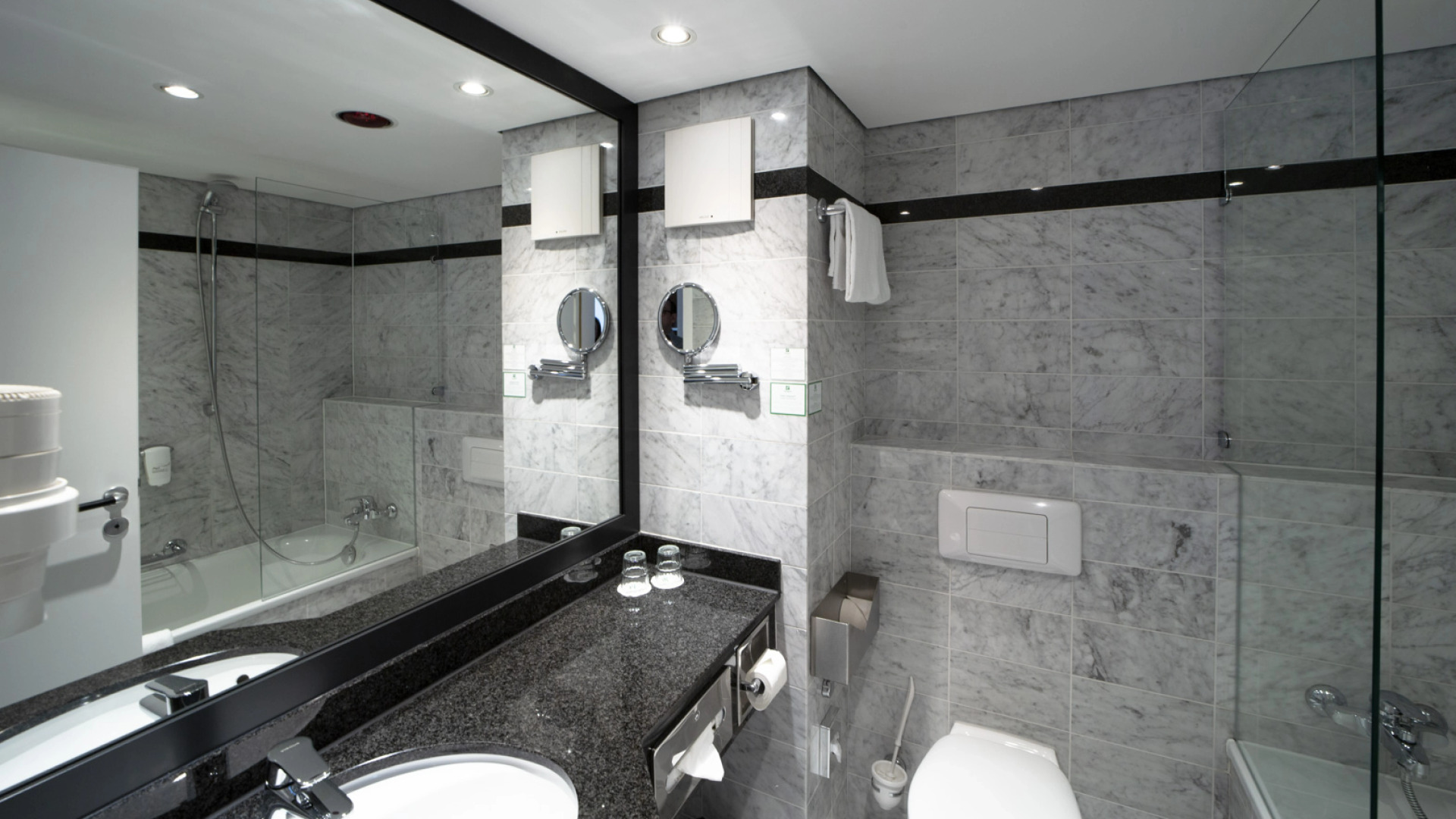 Holiday Inn Berlin Airport - Conference Centre by IHG