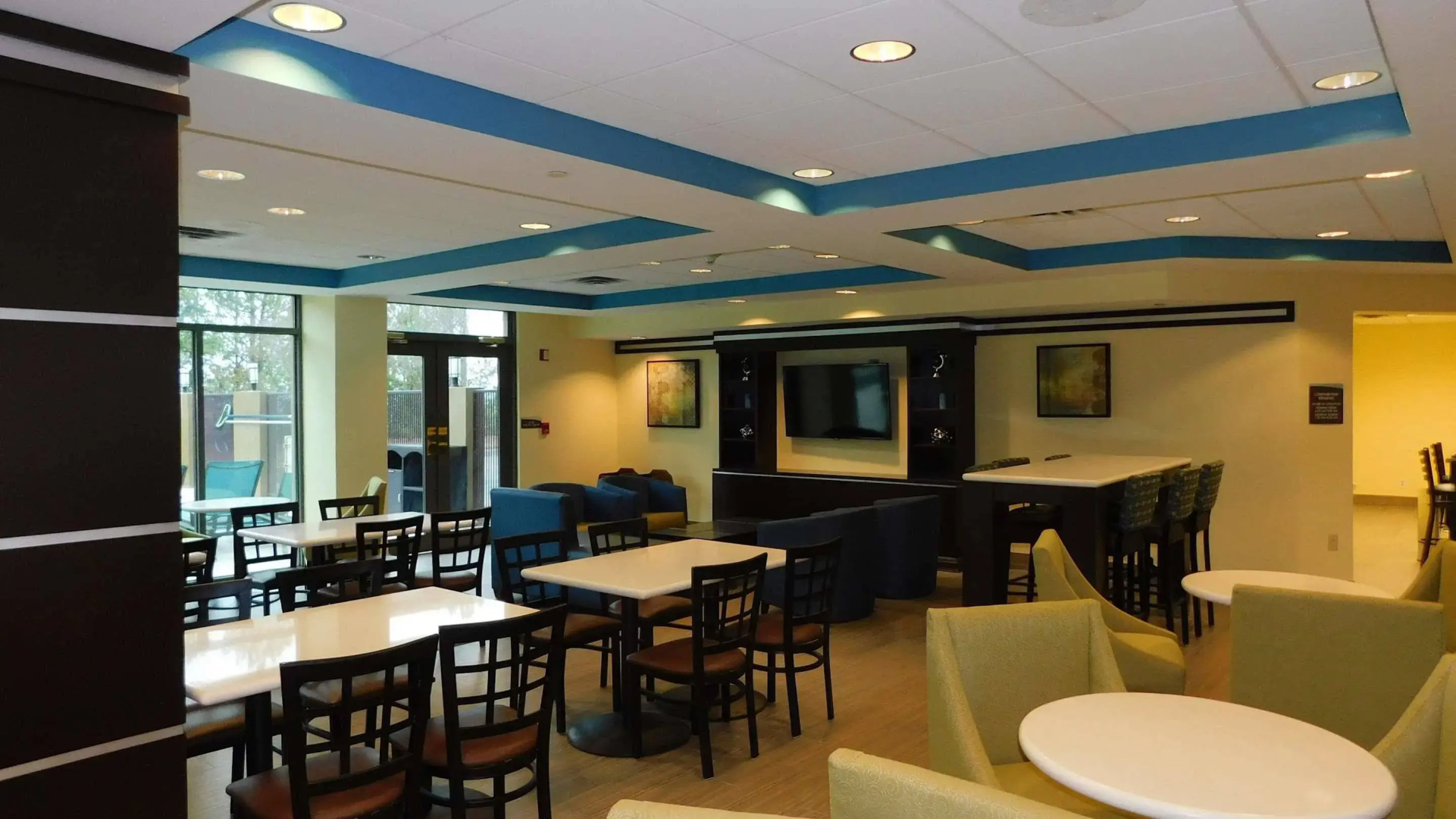 Best Western Plus Birmingham Inn & Suites