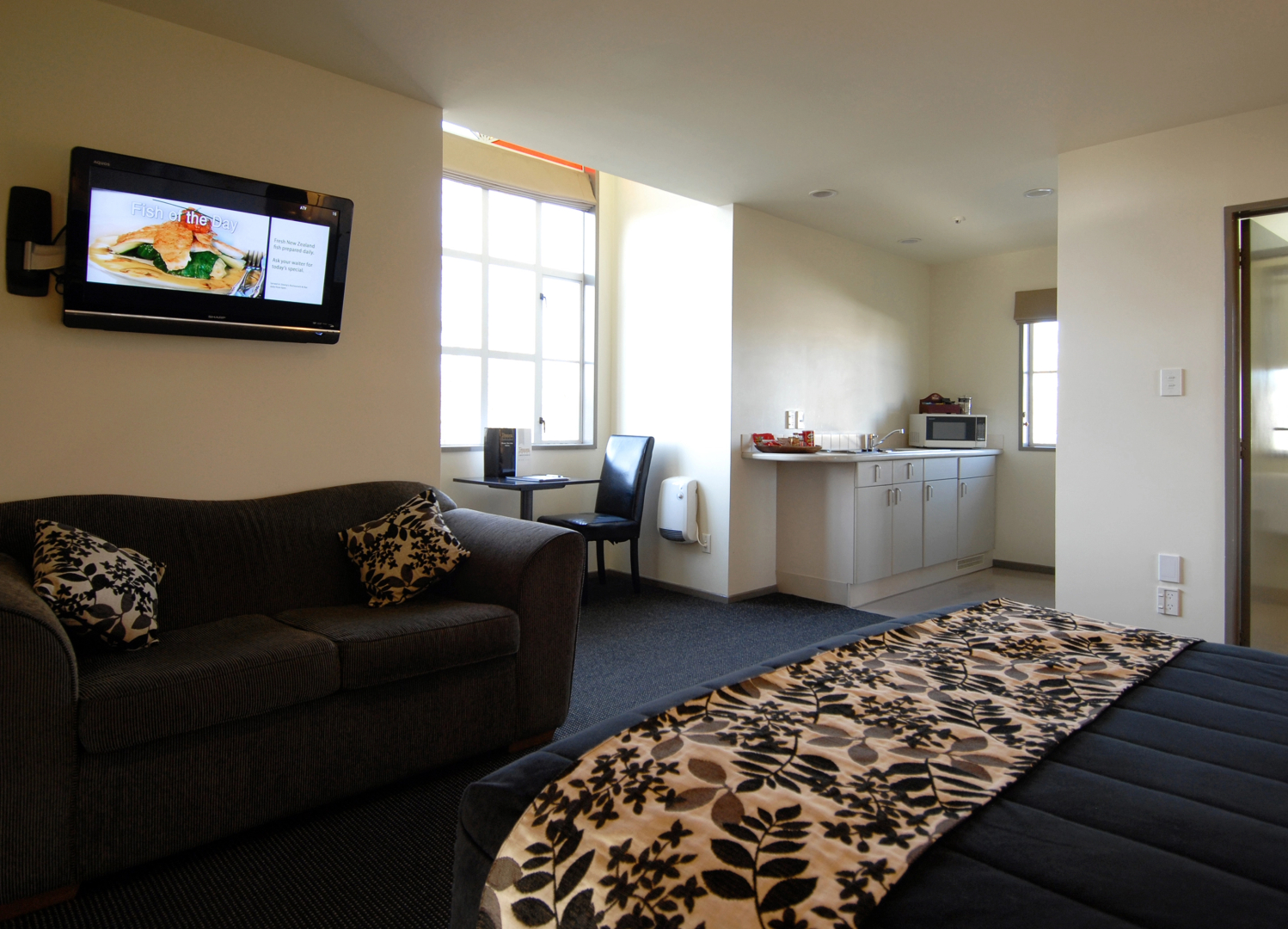 Pavilions Hotel