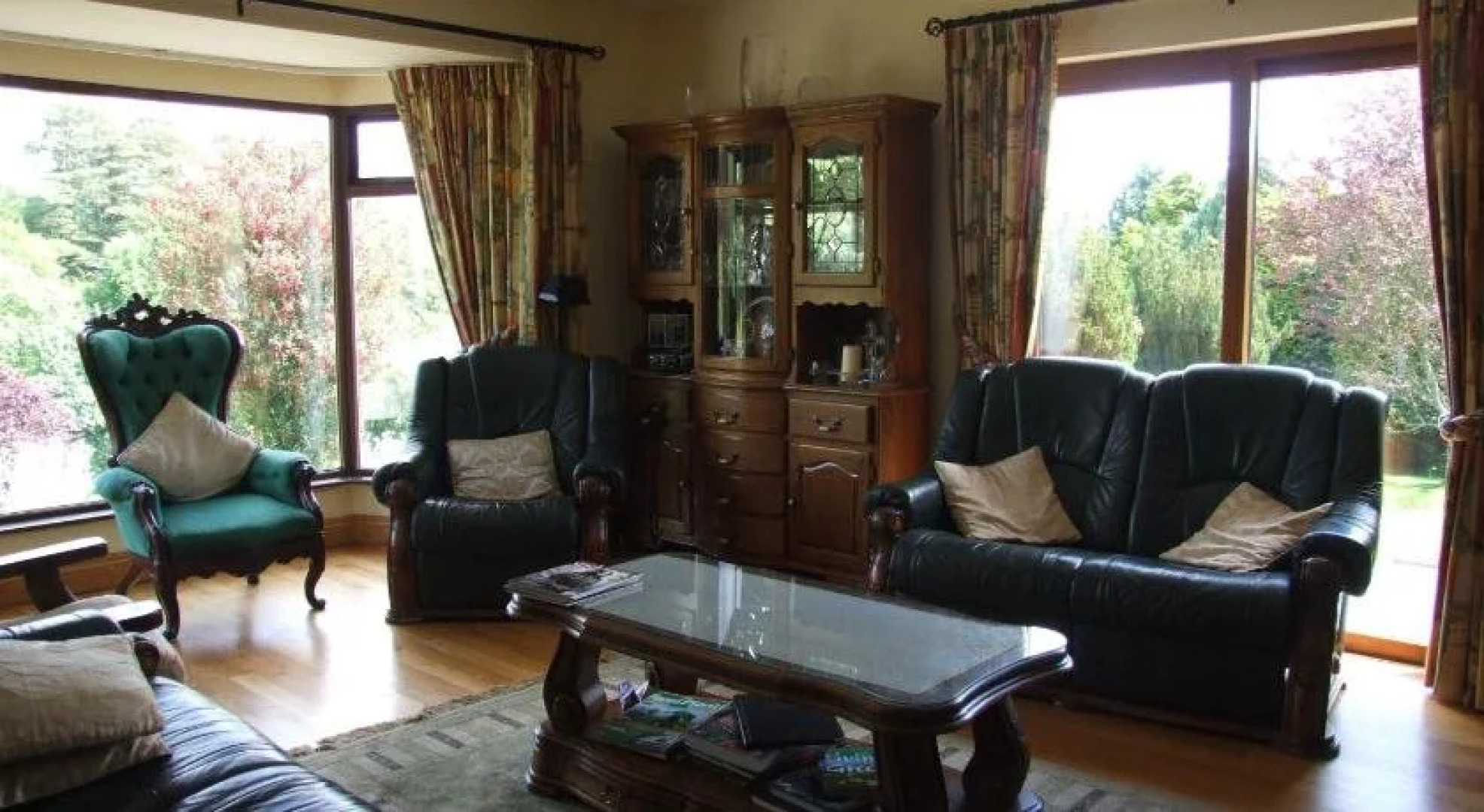 O'Sheas Ceol Na Habhann B&B