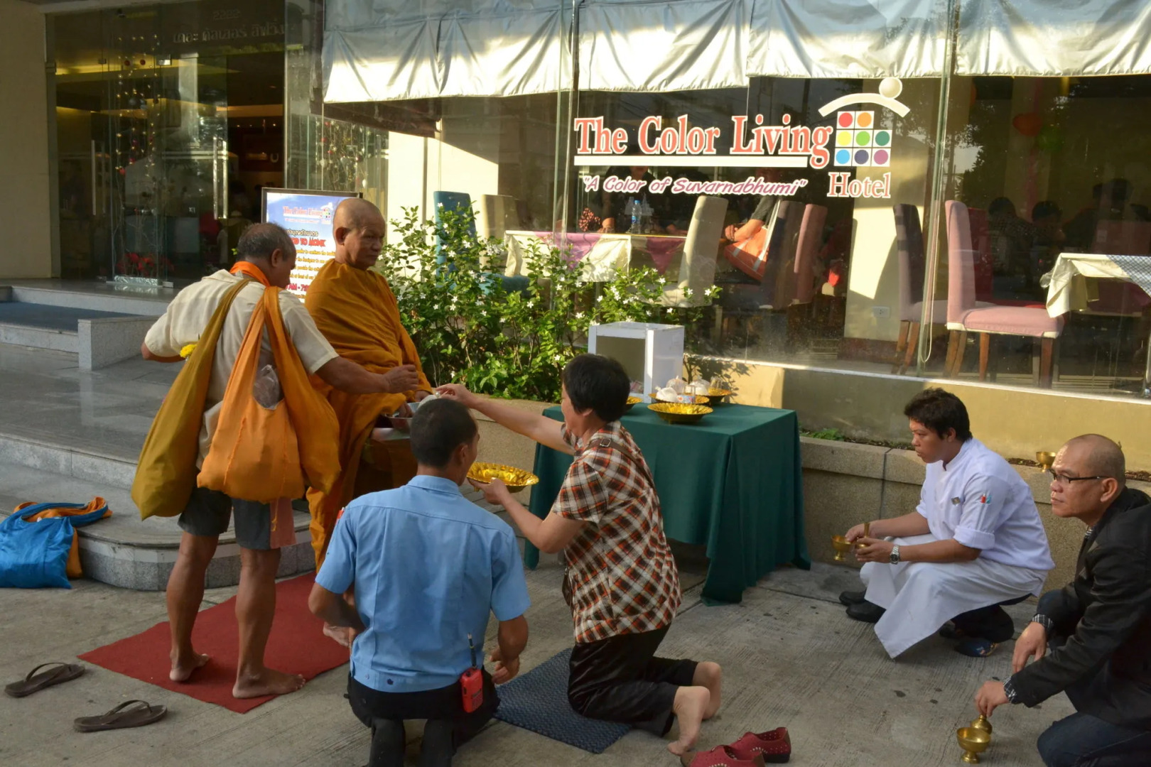 The Color Living Hotel