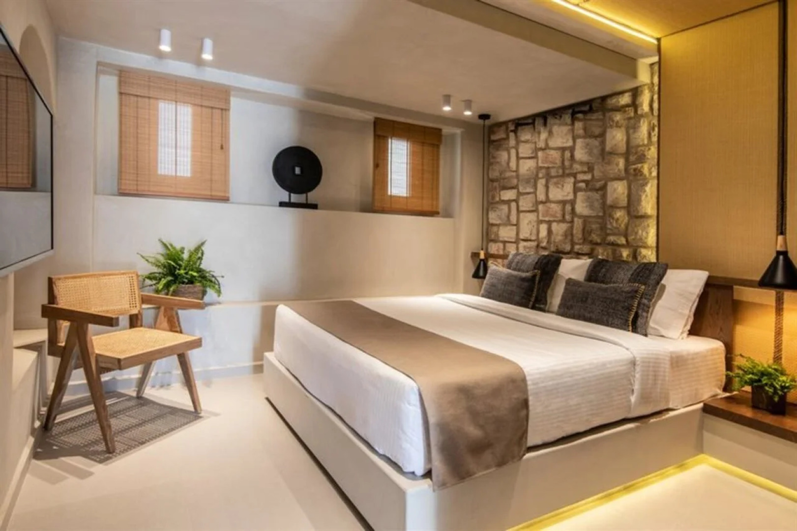 Almiros Sand Apartments