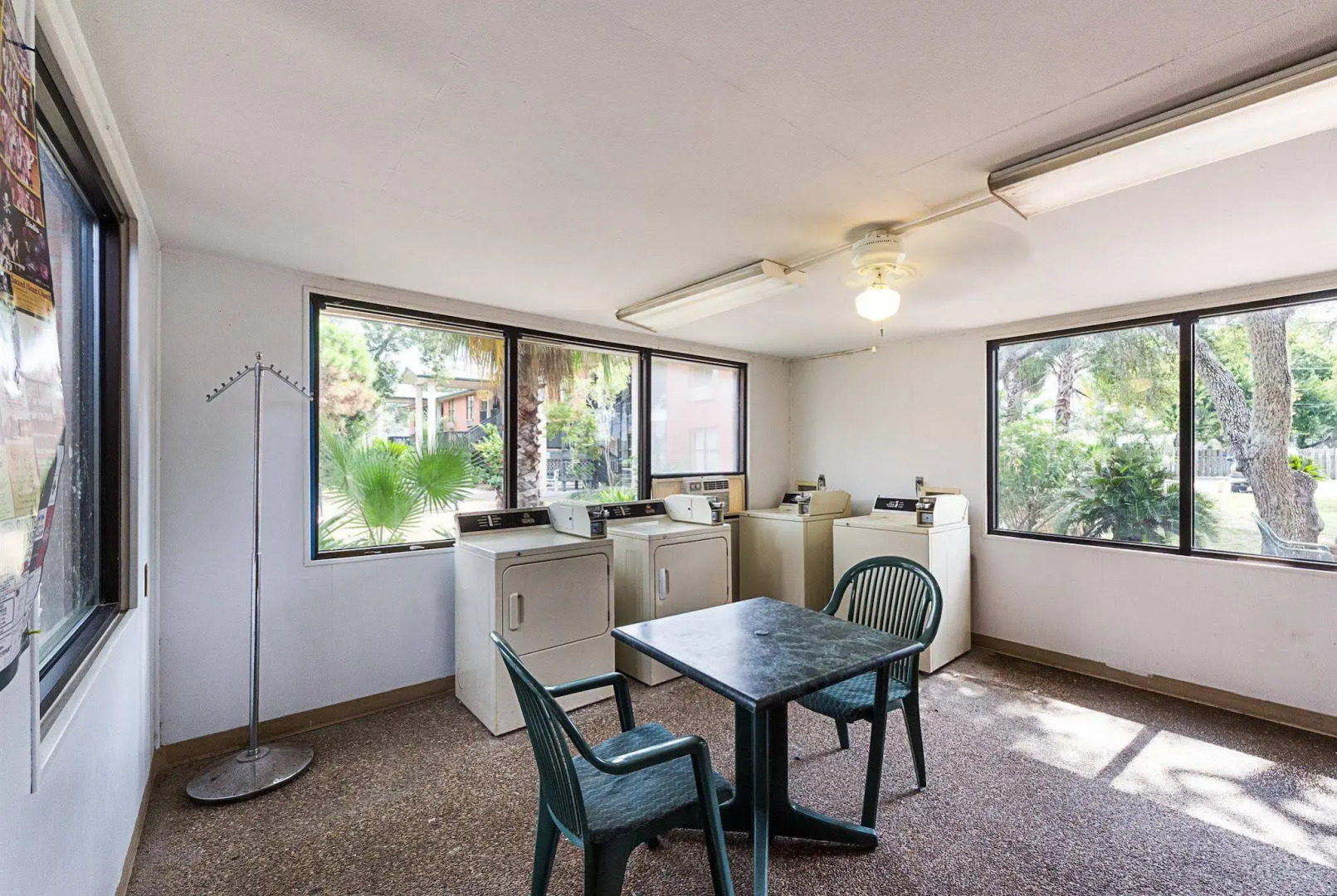 Econo Lodge Inn & Suites Fulton - Rockport