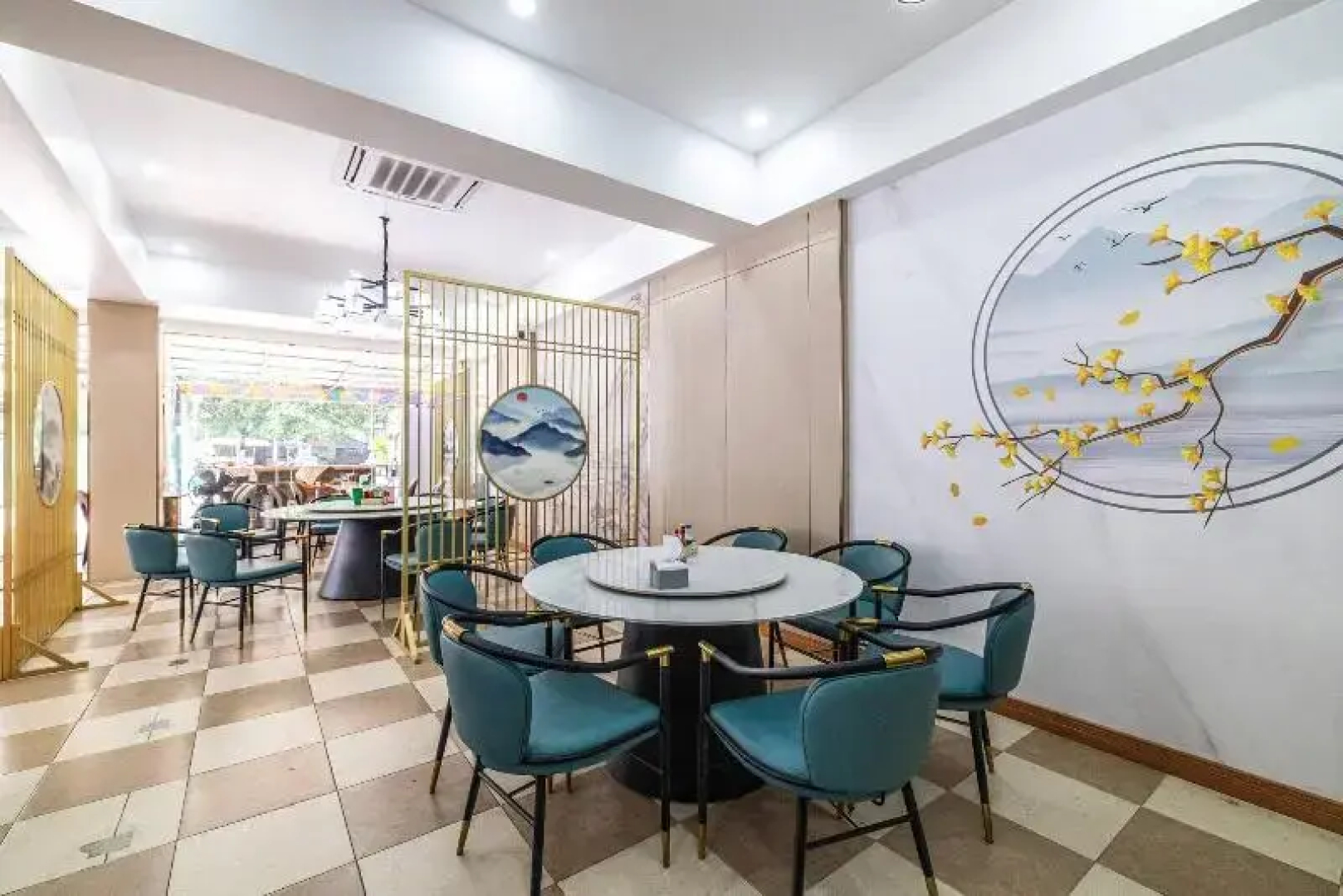 Phuket Meet Holiday Hotel