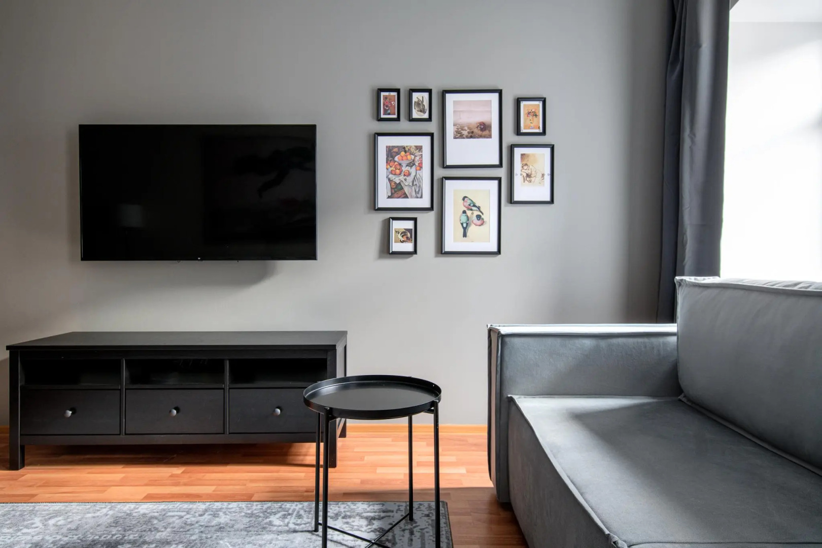 Апартаменты Sutki Rent (Сутки Рент) у Дворцовой плoщaди