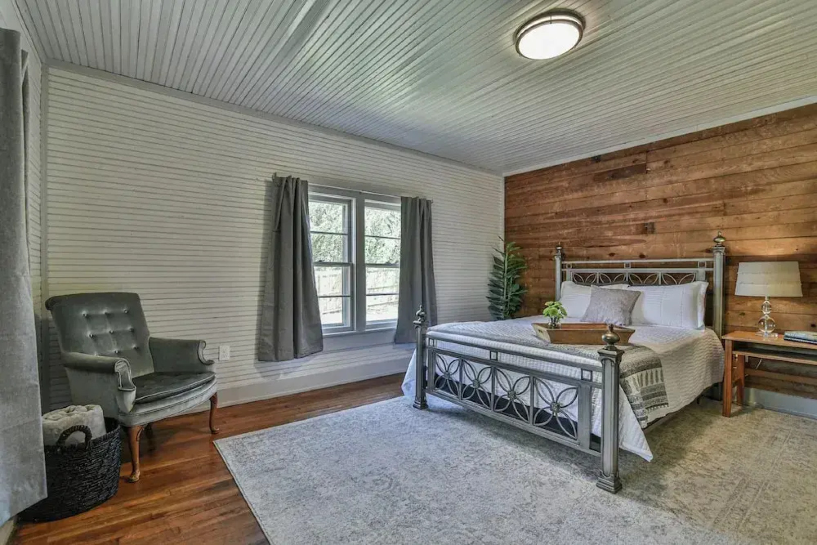 The Spruce House Cozy Home in Swannanoa