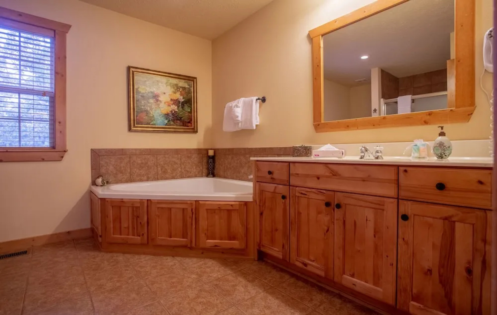 Serenity Lodge 4 Bedrooms 4 Bathrooms Home