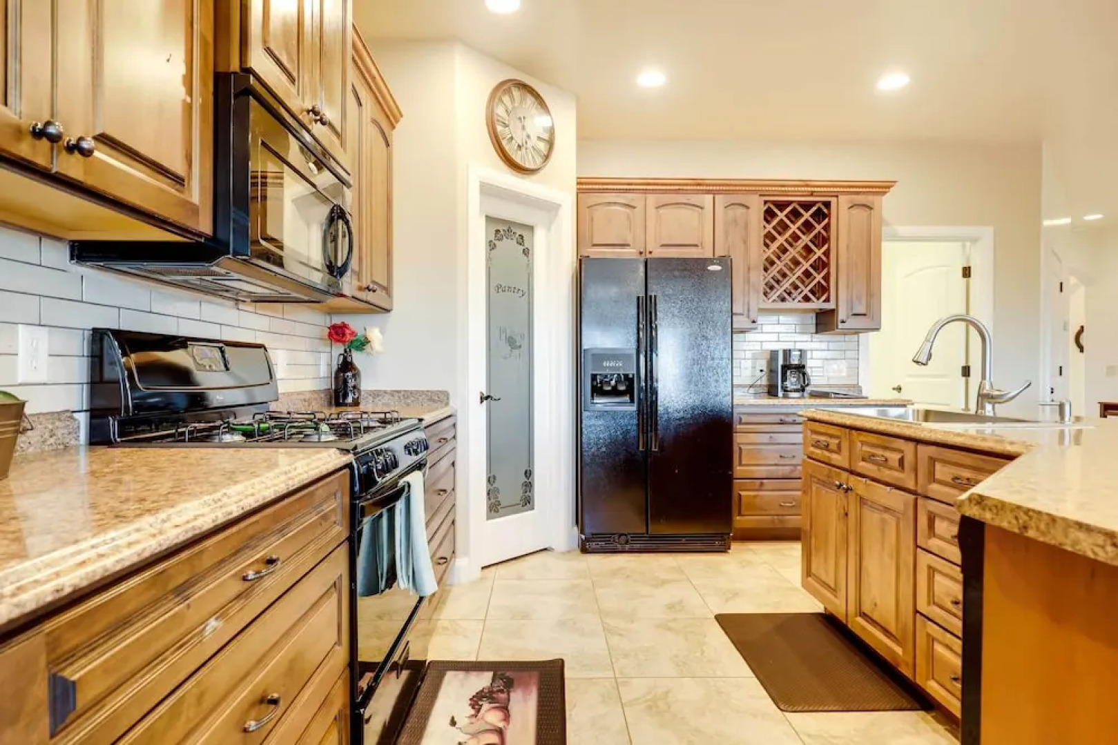 Fire Pit & Mountain Views: Horseshoe Bend Retreat