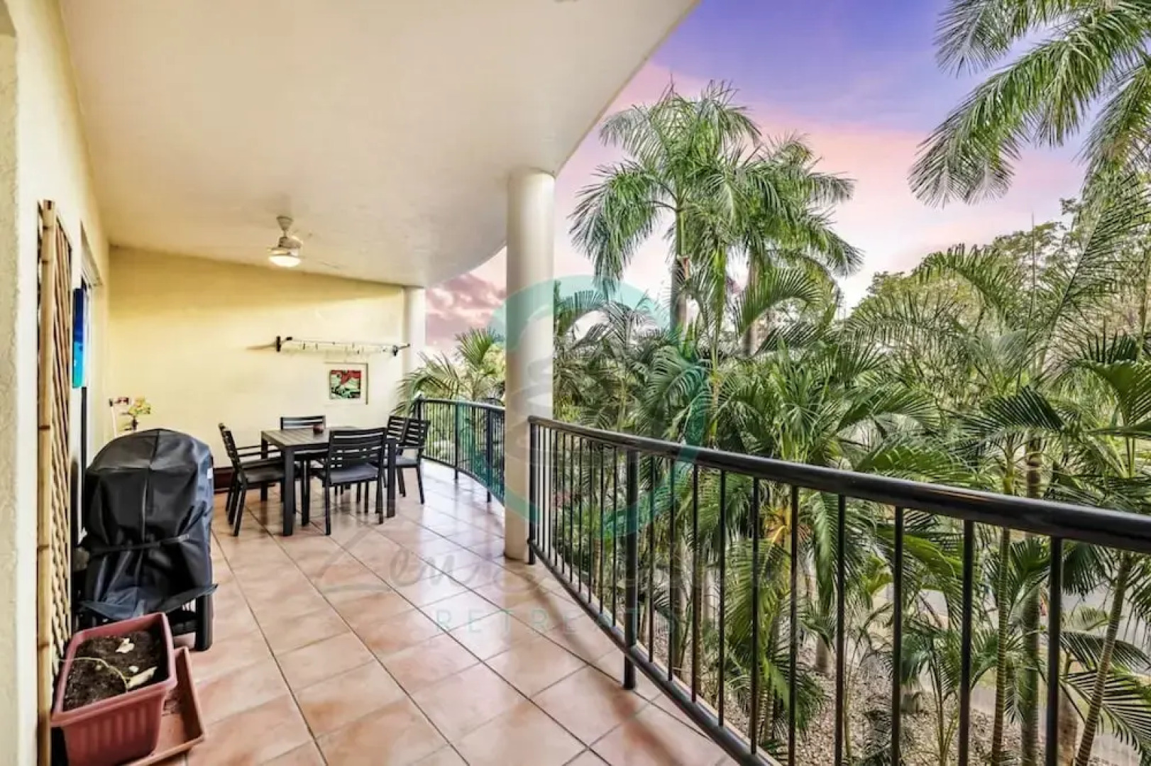 Nightcliff Foreshore Pool Outdoor Dining BBQ