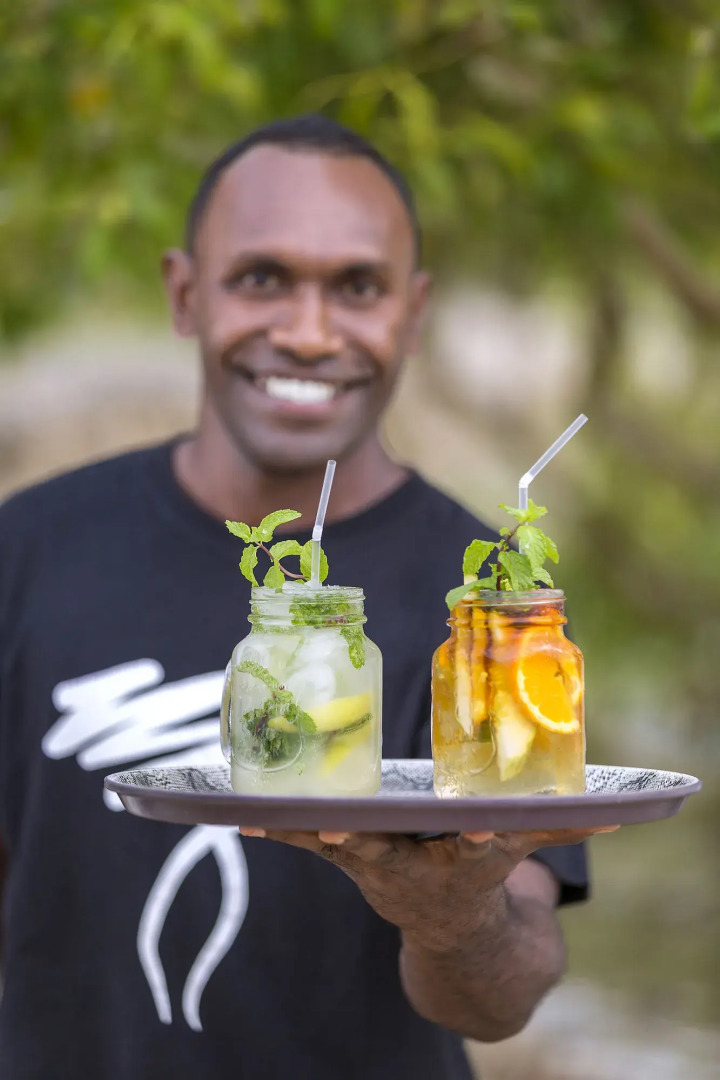 Chantilly's On The Bay