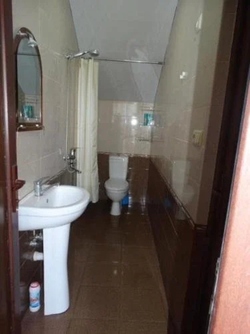 Zura's Guest House